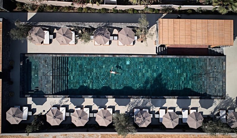 Istoria-Swimming pool